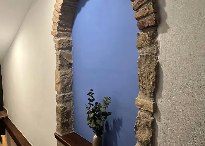 Apartamento Duplex En Sangueesa De 3 Dormitorios Y 2 Banos